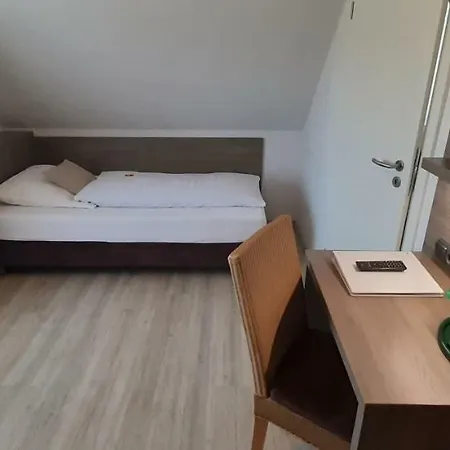 Landgasthof Zur Scharfen Ecke Hotell