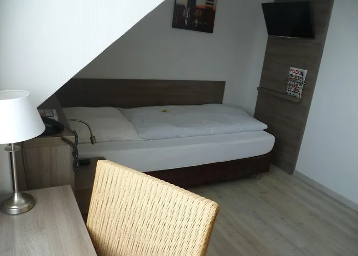 Hotel Landgasthof Zur Scharfen Ecke 3*