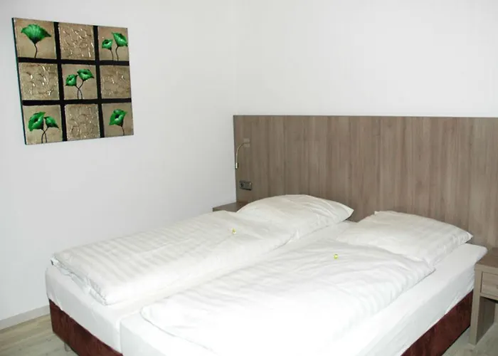 Hotel Landgasthof Zur Scharfen Ecke 3*