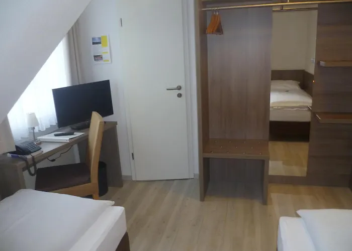Hotel Landgasthof Zur Scharfen Ecke 3*