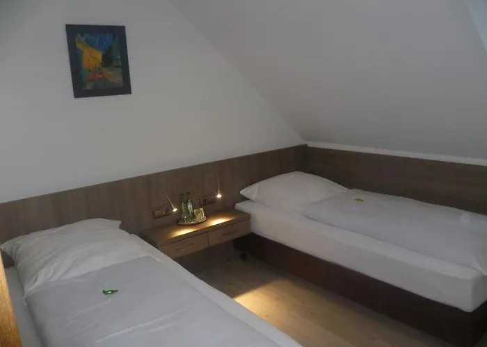 Landgasthof Zur Scharfen Ecke 3*